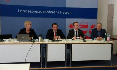 Pressekonferenz zur Studie Speak