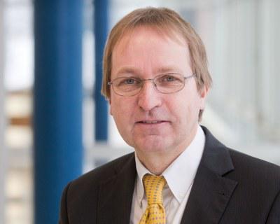 Prof. Dr. Ulrich Koert