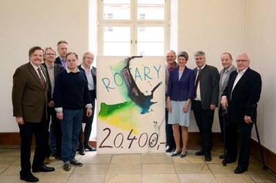 Marburger Rotary Club überreichte den Erlös aus einer Kunstauktion 
