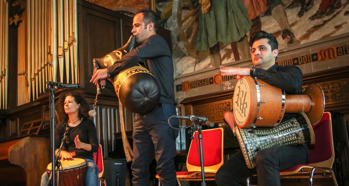 Trio mit Dudelsack und zwei Trommeln