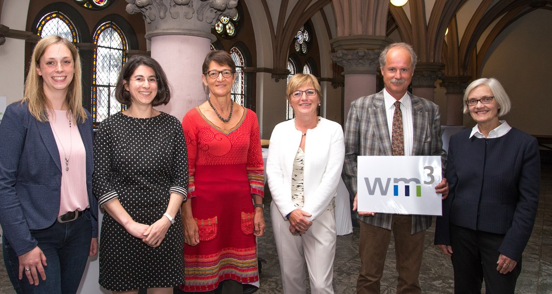 Gruppenfoto der Projektkoordinatorinnen und wissenschaftlichen Leitungen