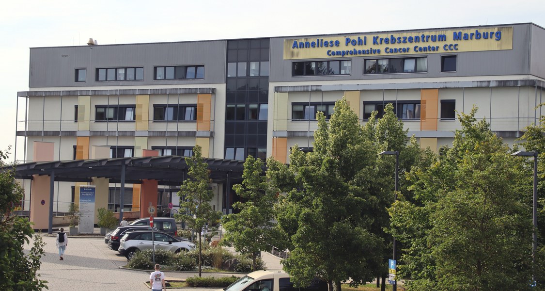 Die Deutsche Krebshilfe verleiht dem UCT Frankfurt-Marburg den Titel "Onkologisches Spitzenzentrum" und fördert mit 4,8 Millionen Euro.