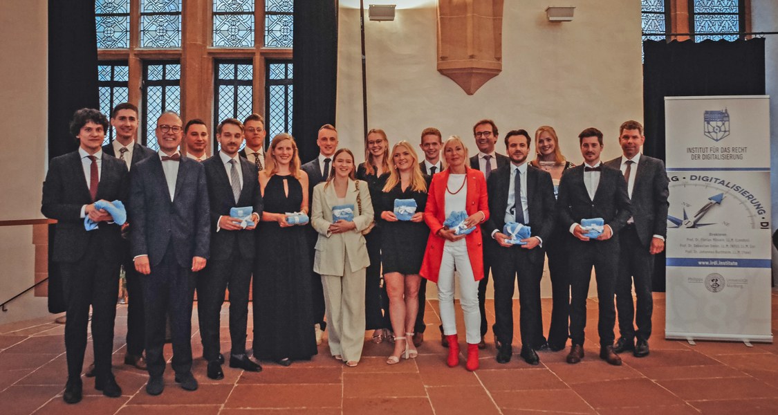 Auf der Festveranstaltung im Fürstensaal des Landgrafenschlosses wurden die Promovierten der Jahre 2023 und 2024 geehrt. Foto: Franziska Leiser