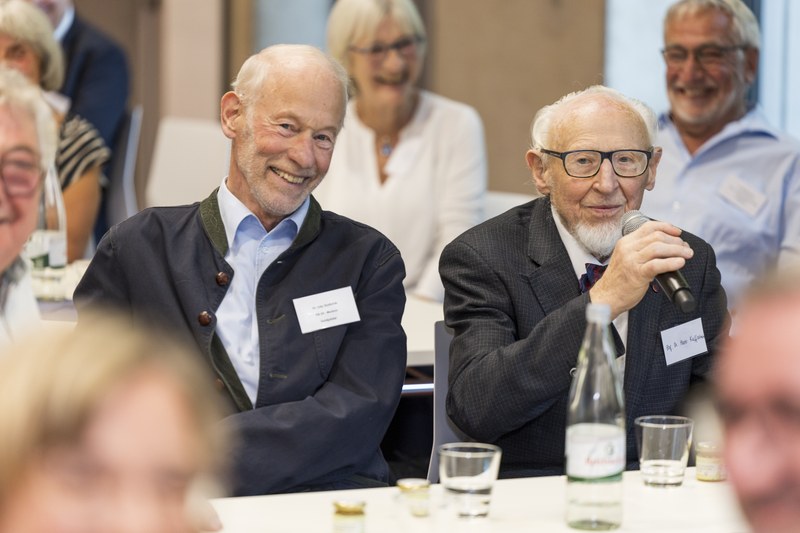 Dr. Udo Stelbrink (links) und sein Doktorvater, Prof. Dr. Hans Kaffarnik