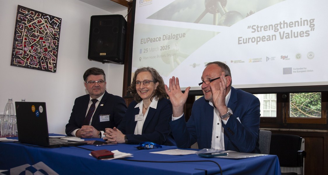 Podiumsdiskussion