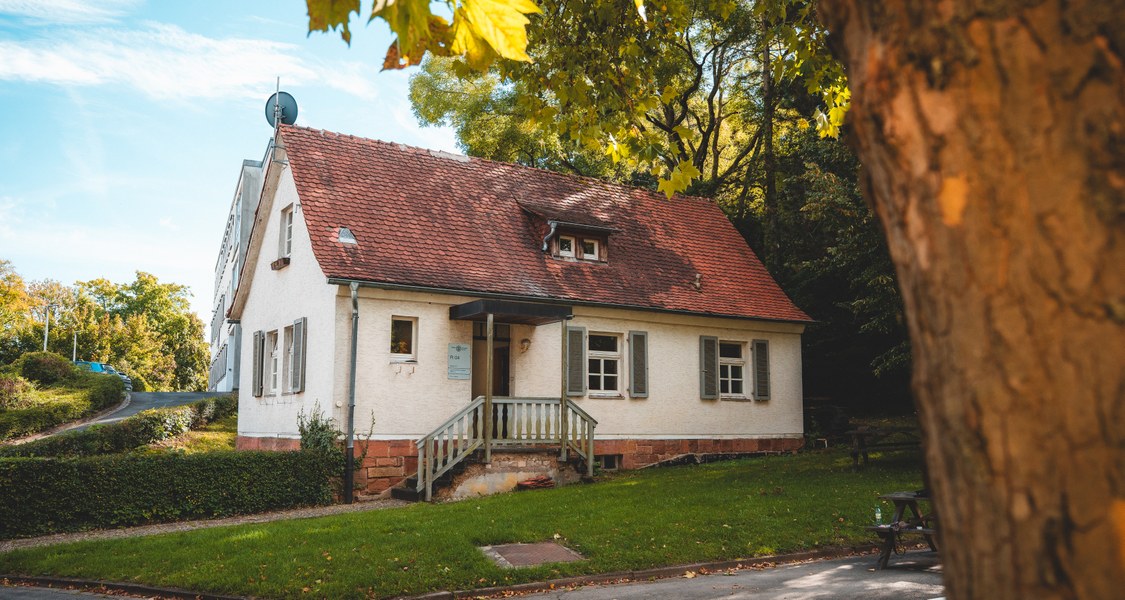 Wohnhaus in der Marburger Oberstadt, Außenaufnahme