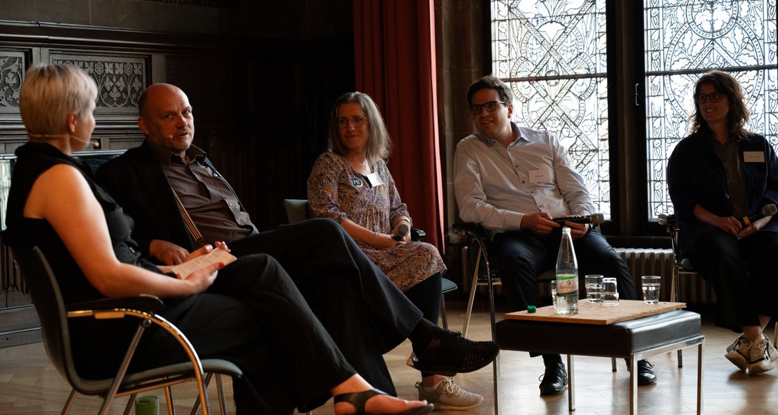 Podiumsdiskussion