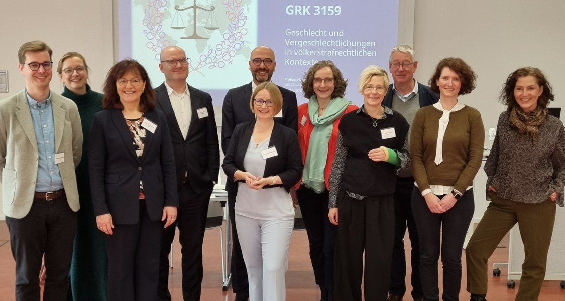 Das Team um Prof. Dr. Stefanie Bock (Mitte) nach der Begutachtung.