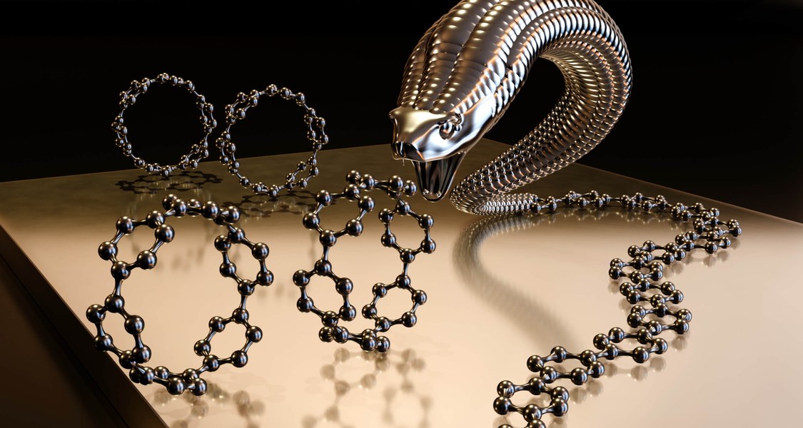 ringförmige Moleküle auf einer Metalloberfläche. die Illustration des Molekülbands läuft in einen Schlangenkopf aus.