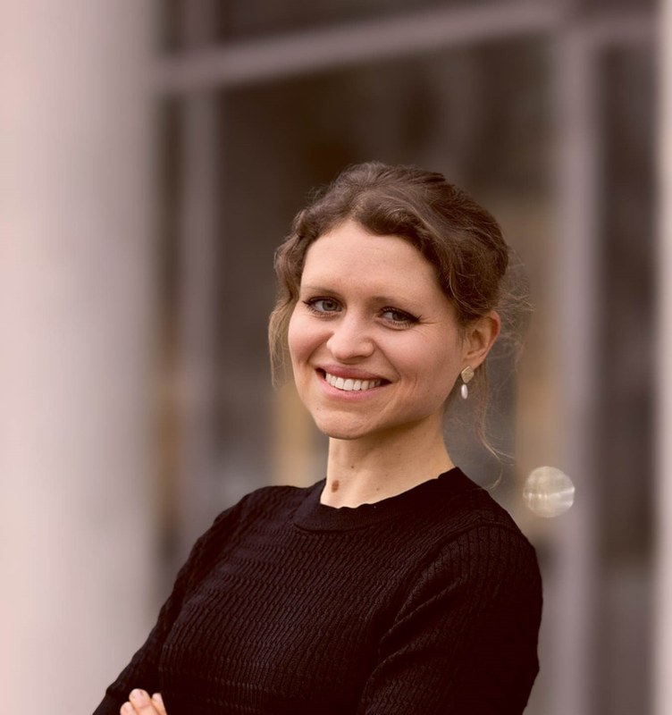Portrait of Julia Schulte-Cloos