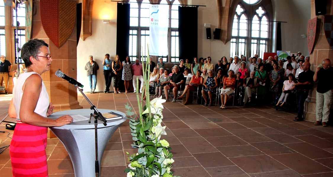 Foto von Landrätin Kirsten Fründt bei der Eröffnung der Kunsttage