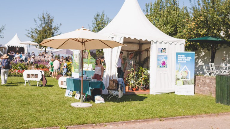 Das Bild zeigt das Team des Botanischen Gartens auf dem Fürstlichen Gartenfest in Fulda.