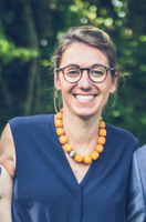 Kolano, Juliana