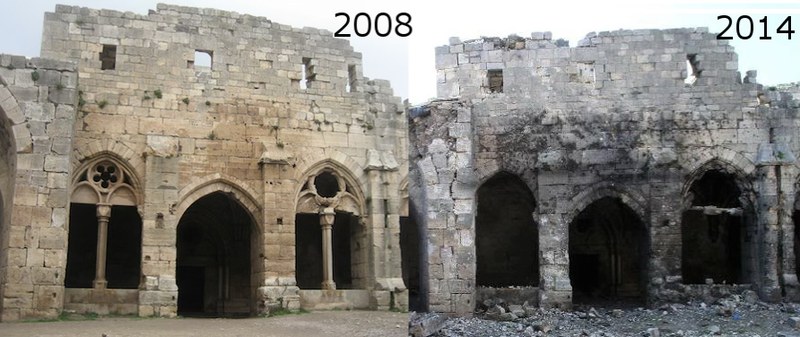 Fassade des Rittersaals des Krak des Chevaliers 2008 (guter Erhaltungszustand) und 2014 (nach Angriffen teilweise zerstört)