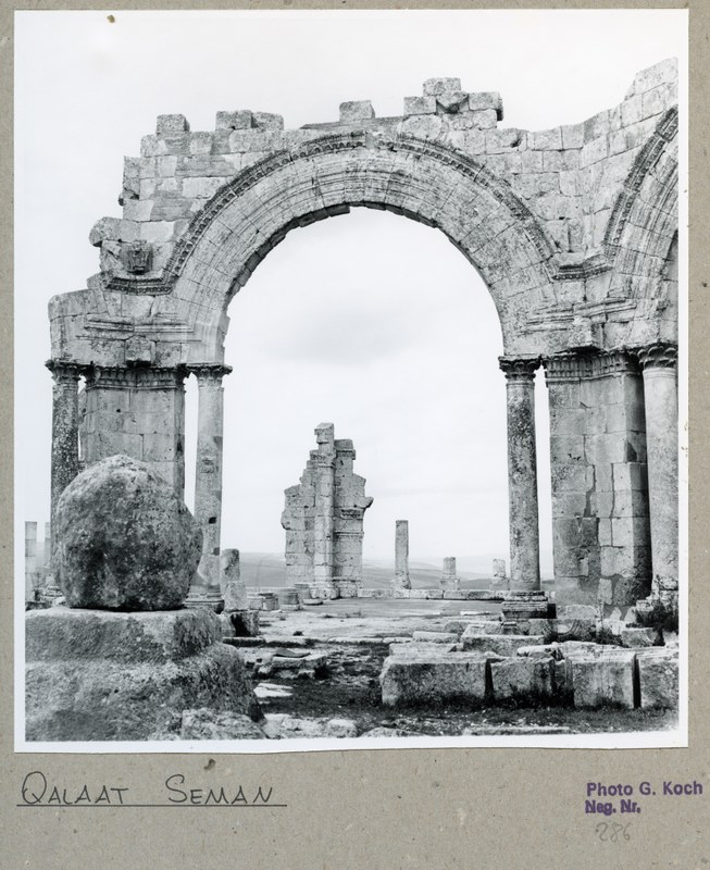 Archivbild: Überreste der Säule im Zentrum des Oktogons.