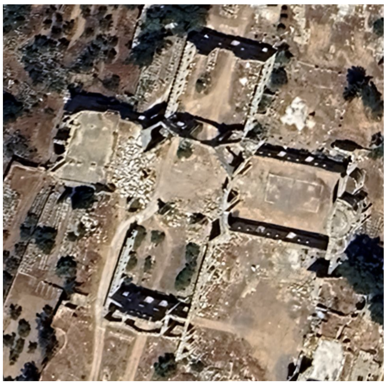 Google Earth Luftbildaufnahme von 2023 der Anlage. Zusehen ist unteranderem ein eingestürzter Bogen.