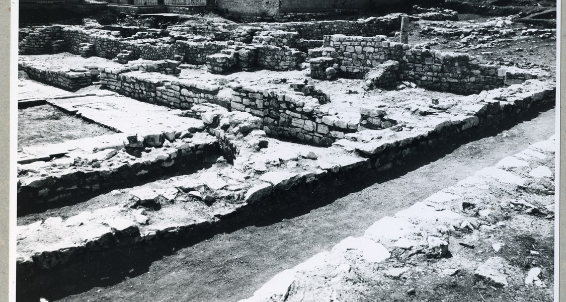 Archivbild: Die Basilikaruinen von Osten betrachtet