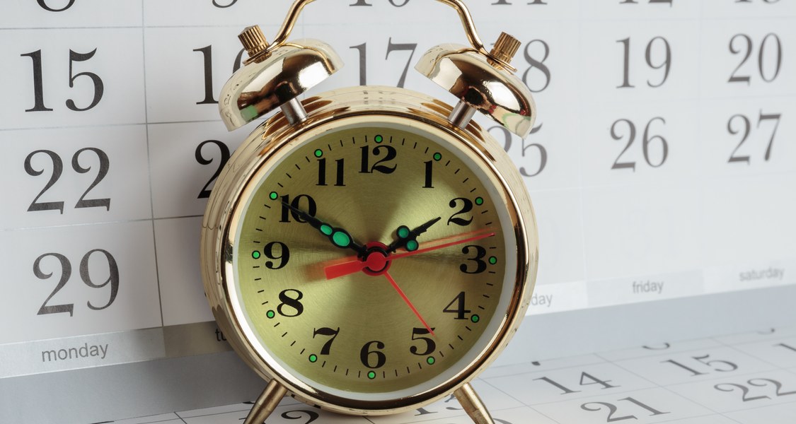 Terminkalender und Wecker