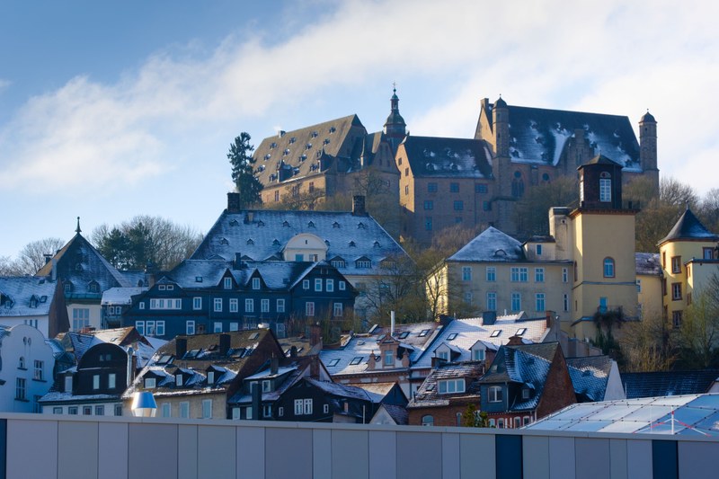 Blick auf das Schloss und die Oberstadt vom Gebäude der MARA (MArburg University Research Academy)