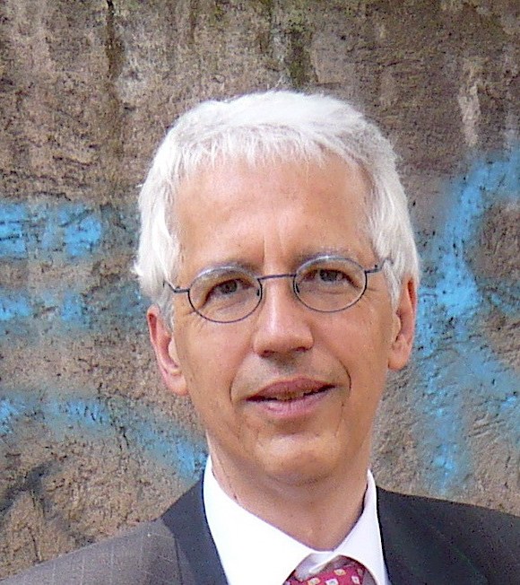 Prof. Dr. Gregor Vogt-Spira
