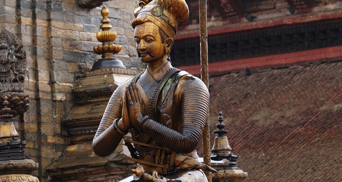Foto der Bhupatindra-Malla-Statue in Bhaktapur