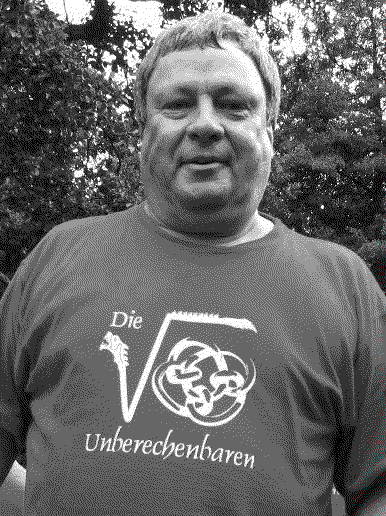 Prof. Dr. Manfred Sommer nach dem Drachenbootrennen 2004