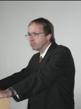 Dekan Prof.Dr. Ulrich Koert