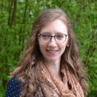 Wiegel, Julia