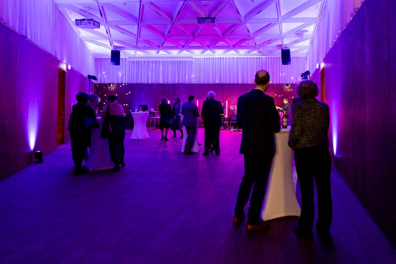 Musik und Tanz als Teil des festlichen Abendprogramms, Foto: Christian Stein, Bildarchiv Foto Marburg