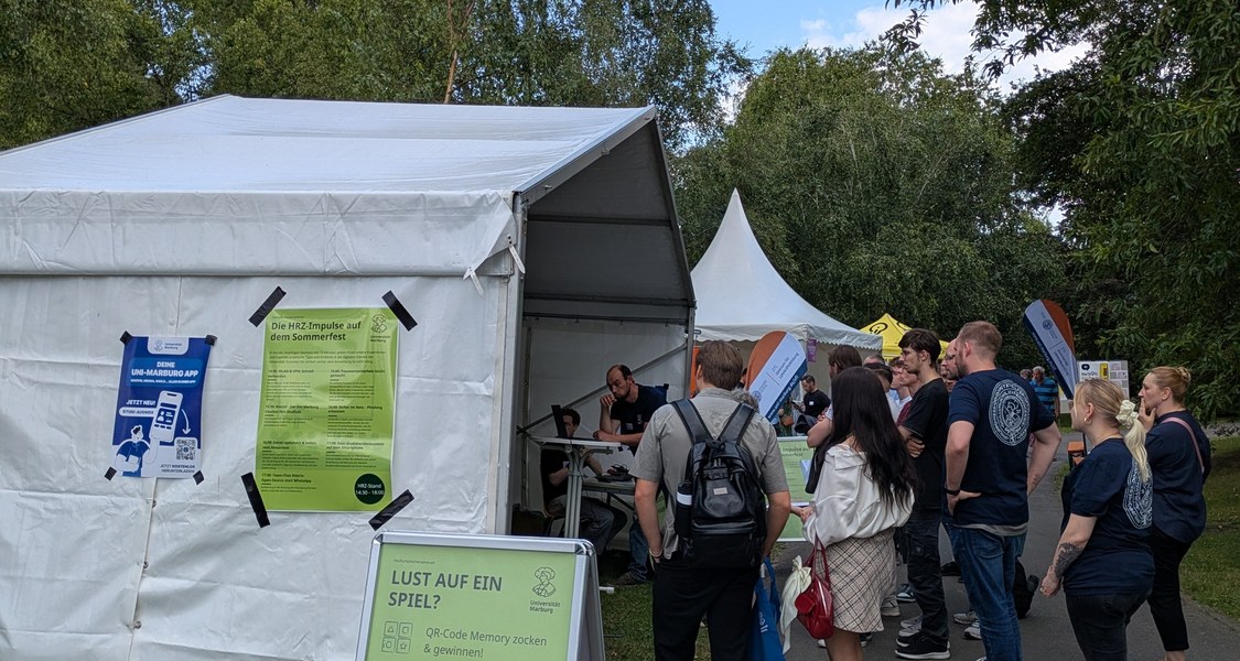 HRZ Stand Am Uni Sommerfest