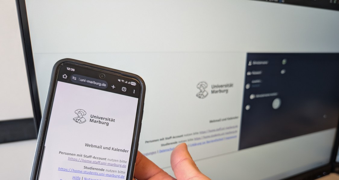 Anmeldeseite des neuen Webmailers // New webmailer login