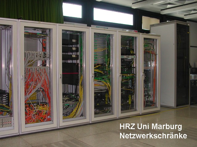 Netzwerkschränke des HRZ Marburg 1997