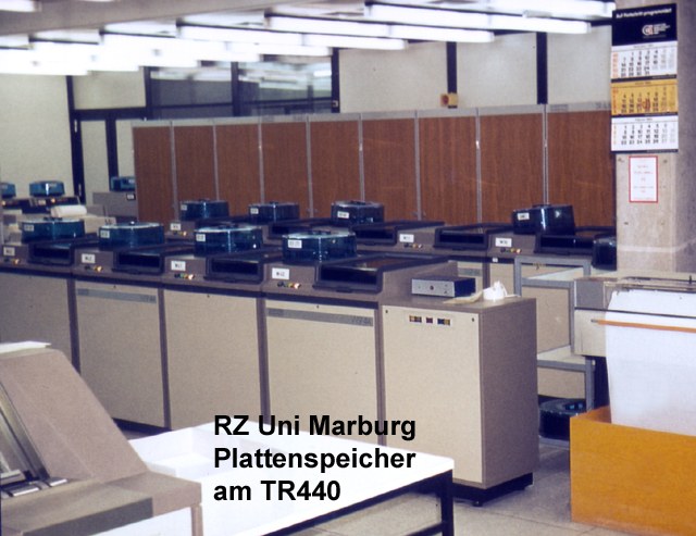 Plattenspeicher der Rechenanlage CGK TR440 1975
