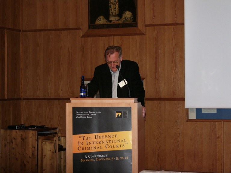 Willi Winkler von der Süddeutschen Zeitung, München, beleuchtete die auch geschäftlichen Aktivitäten des Verteidigers im Eichmann-Prozess Robert Servatius