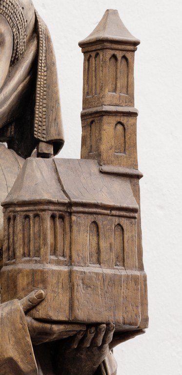 Kirchenmodell aus Lindenholz der Skulptur der heiligen Elisabeth von Thüringen