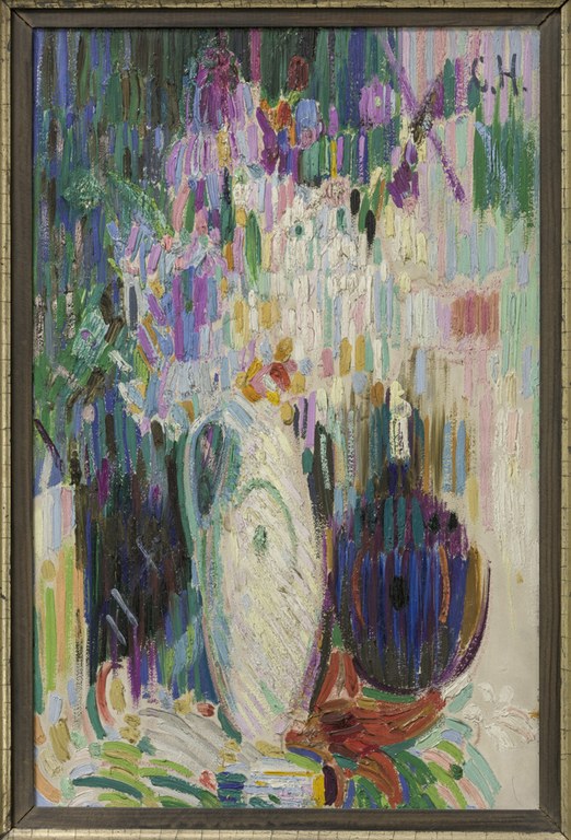 Ein Blumenstillleben im Hochformat. Lange Pinselstriche, ein kräftiges Violett, Gelb-, Weiß- und Blautöne charakterisieren das Kunstwerk.