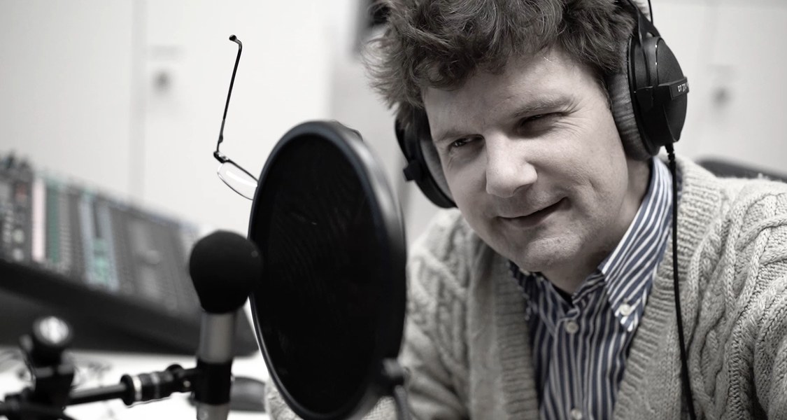 Screenshot aus dem Videoclip "Hanz Schreiber entdeckt das Medienzentrum"