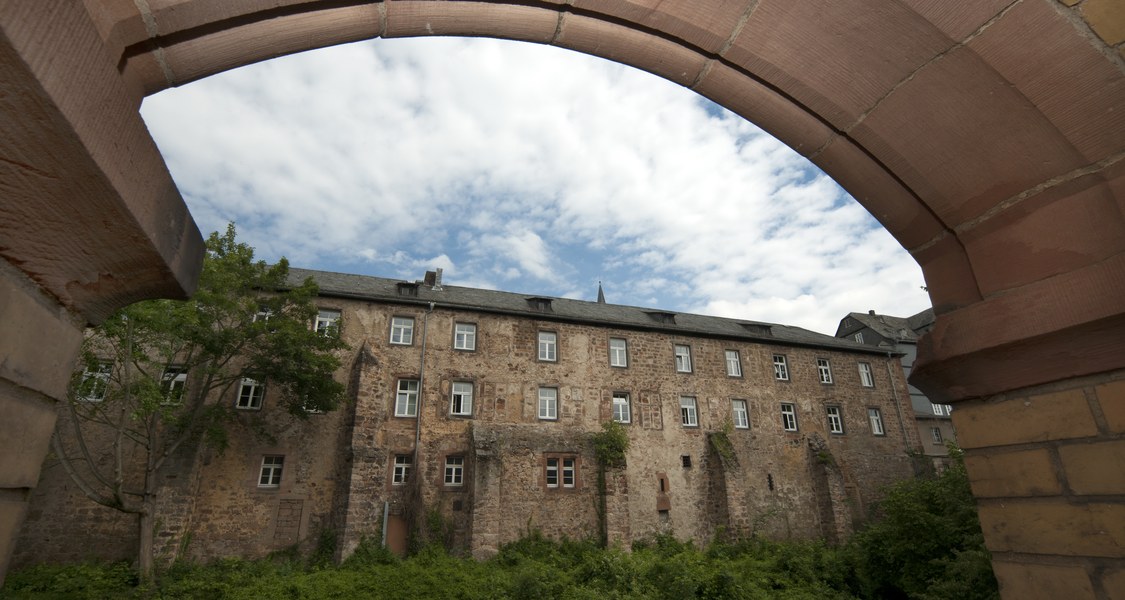 Ansicht eh. Franziskanerkloster am Plan