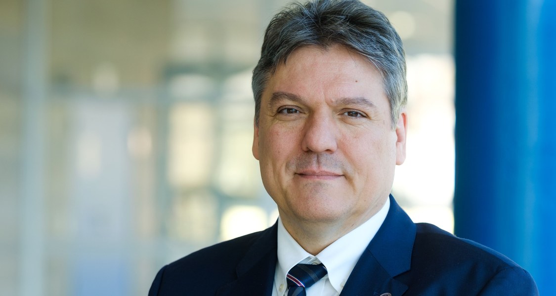 Porträt Vizepräsident Prof. Dr. Joachim Schachtner