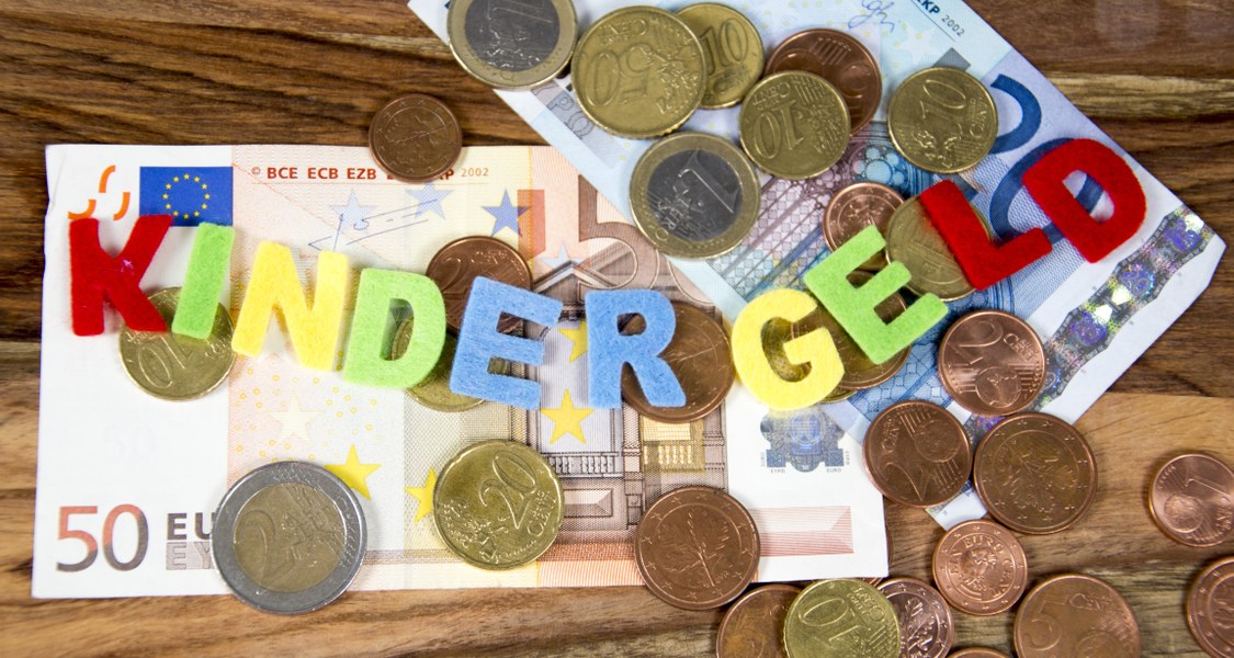 Spielgeld mit Schriftzug "Kindergeld".