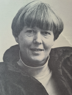 Das Bild zeigt Irmela Florin