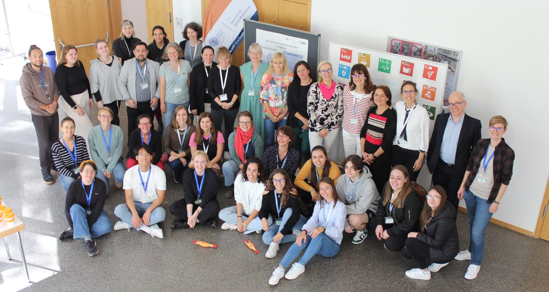 Gruppenfoto der Teilnehmenden der Summer School 2023