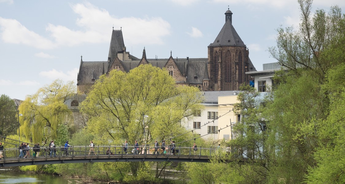 Alte Universität von den Lahntreppen aus