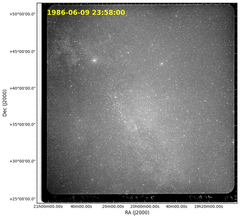 Photo plate from Sonneberg archive, Constellation Cygnus, ≈65000 stars