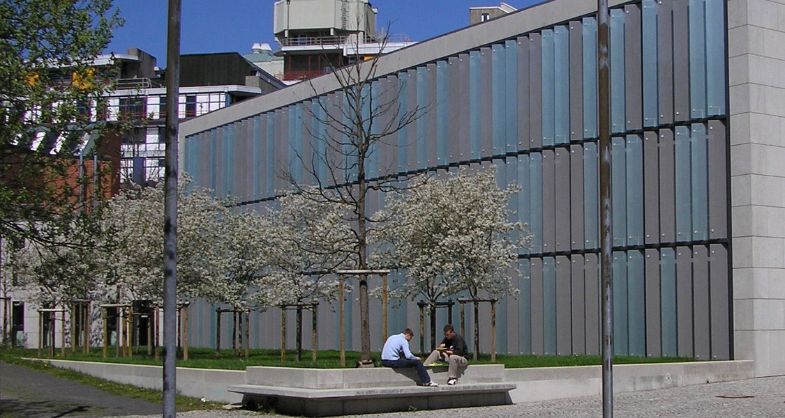 Central Medical Library.