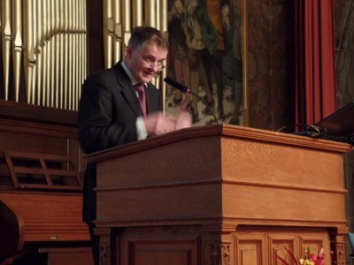 Professor Dr. Sebastian Müller-Franken, dean of the Department of Law, giving his introductory note.