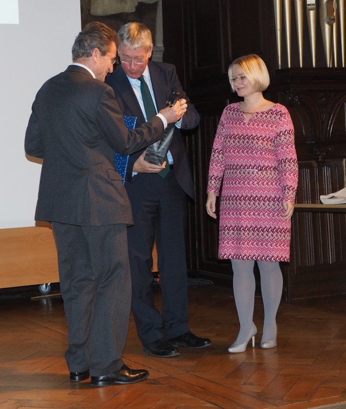 From the left to the right: Bishop Wolfgang Huber, Professor Dr. Eckart Conze, Professor Dr. Stefanie Bock.