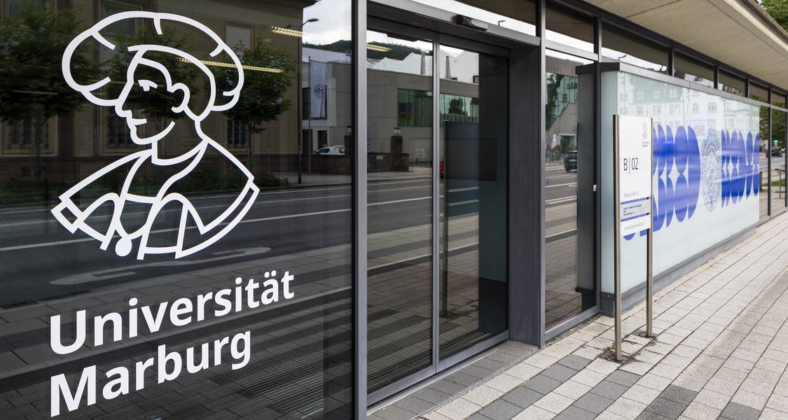 Eingang Biegenstrasse 10