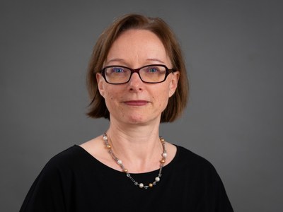 Portrait of Prof. Dr. Andrea Pfennig
