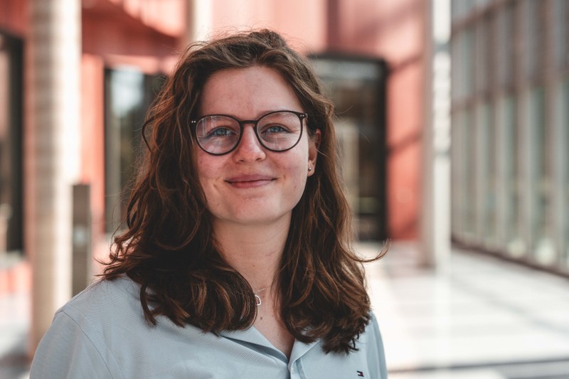 Portrait Evelyn Damer, Student Vice President